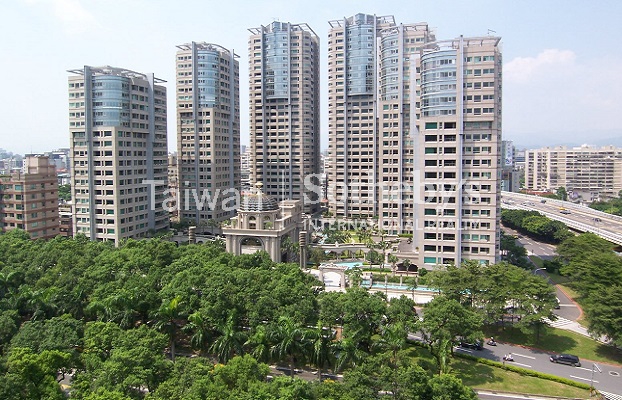 仁愛帝寶建物外觀